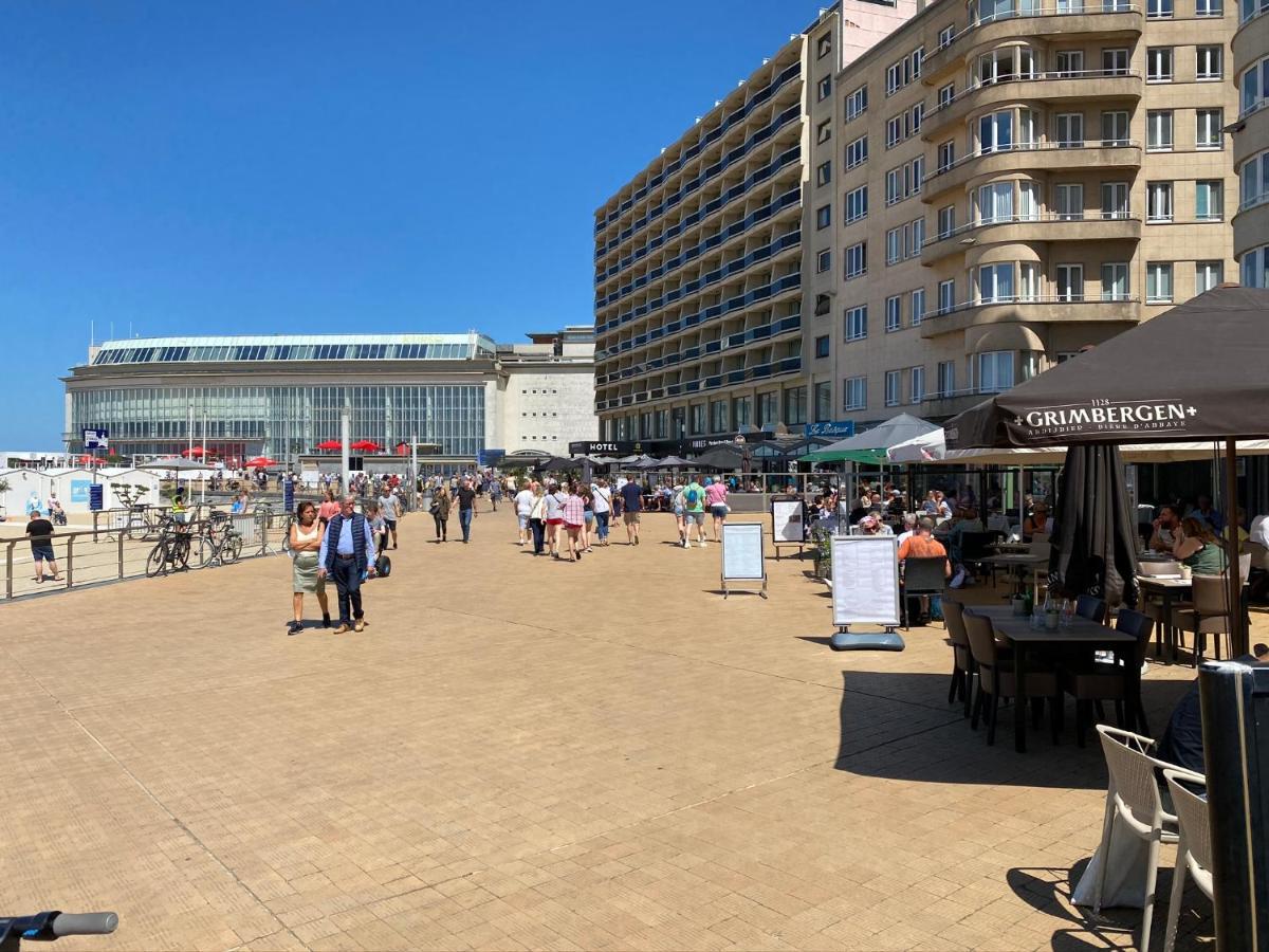 Panoramic View On Beach, Ships, Sea - Place To Be Ostend Luaran gambar