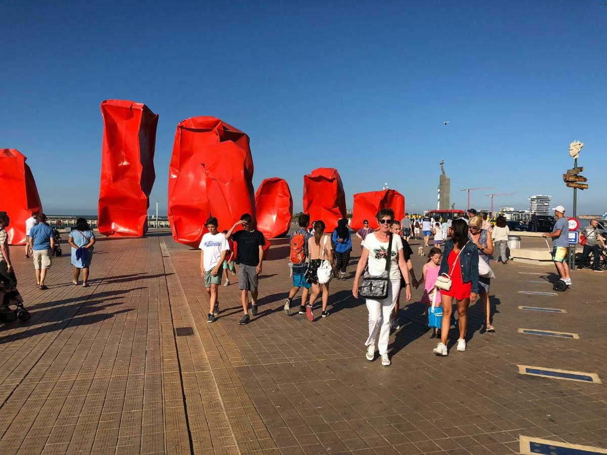 Panoramic View On Beach, Ships, Sea - Place To Be Ostend Luaran gambar